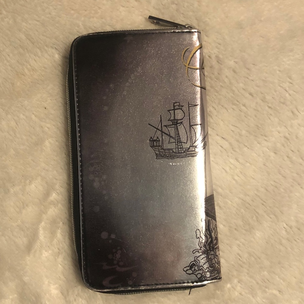Ariel Wallet - Picture 2 of 3